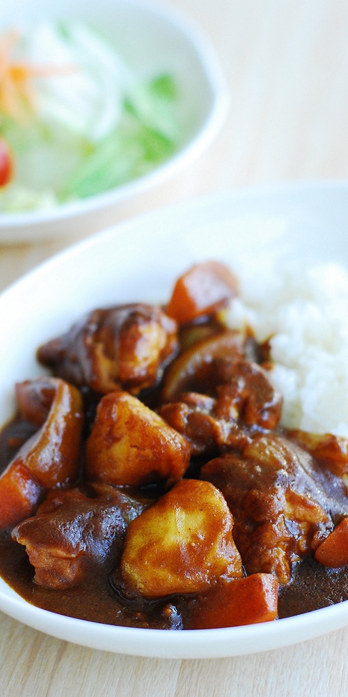 カワサキフードサービスは小僧寿し・ブランチワールド・あげたてからあげ専門店とり家・スパゲティハウスマッキーデニム・カフェテリアカメリア（茨城県五浦天心記念美術館内）を運営する茨城県ひたちなか市のフードカンパニー